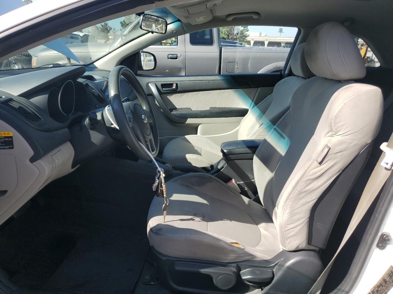 2010 KIA FORTE