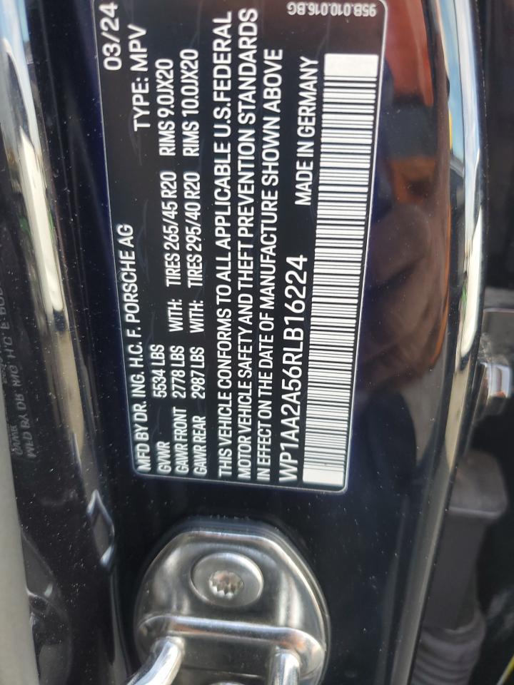 2024 PORSCHE Macan