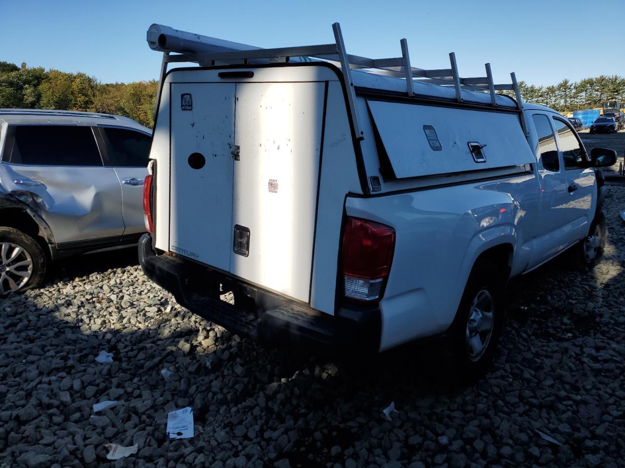 2017 TOYOTA TACOMA