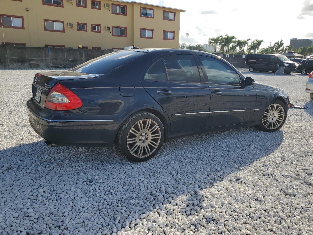 2008 MERCEDES-BENZ E-Class