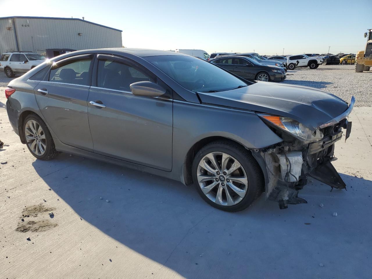 2013 HYUNDAI SONATA
