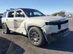 2025 RIVIAN R1s