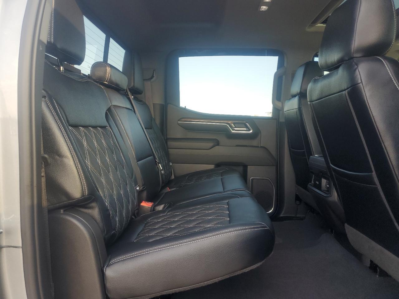 2023 CHEVROLET Silverado