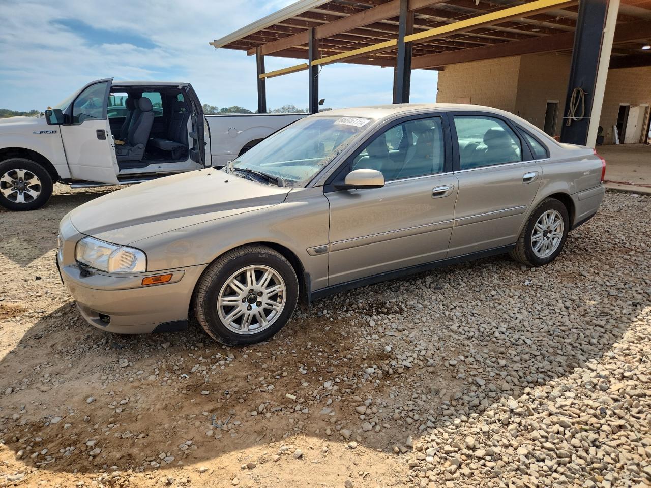 2004 VOLVO S80
