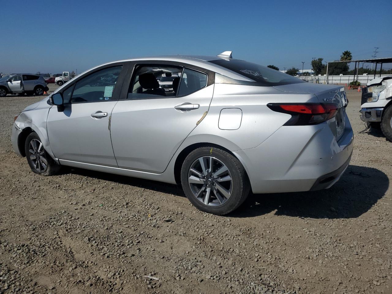 2020 NISSAN VERSA