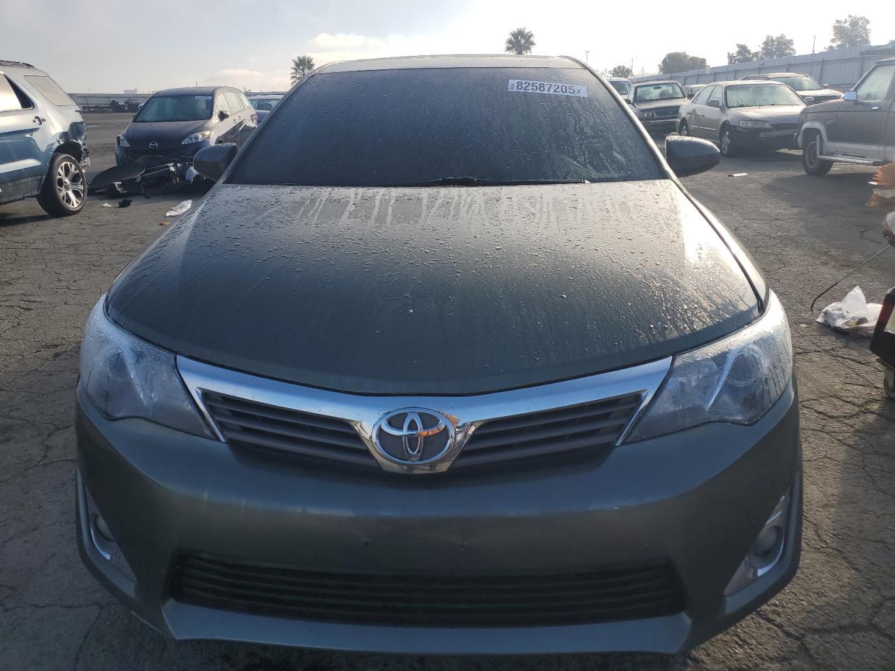 2014 TOYOTA CAMRY