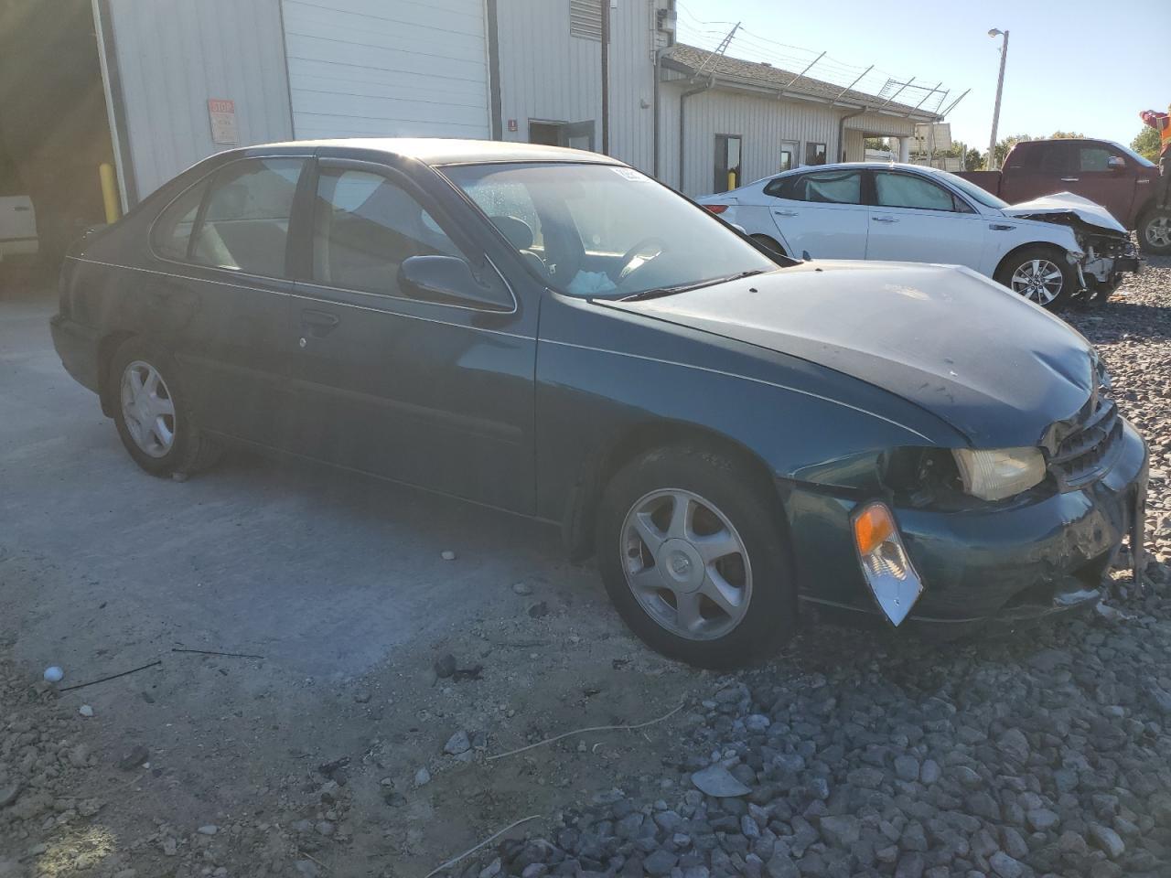 1998 NISSAN ALTIMA