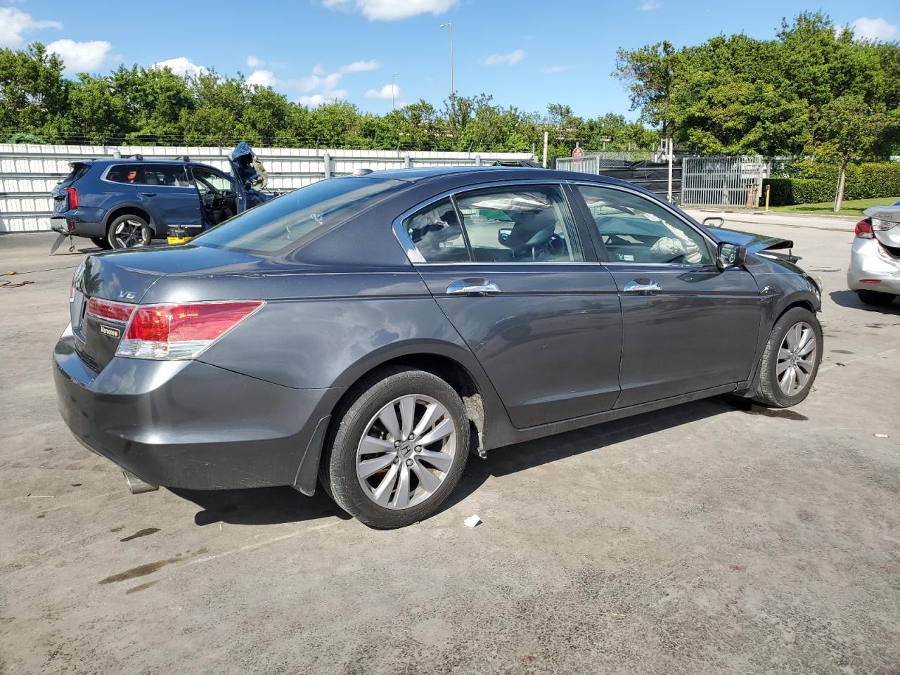 2011 HONDA ACCORD