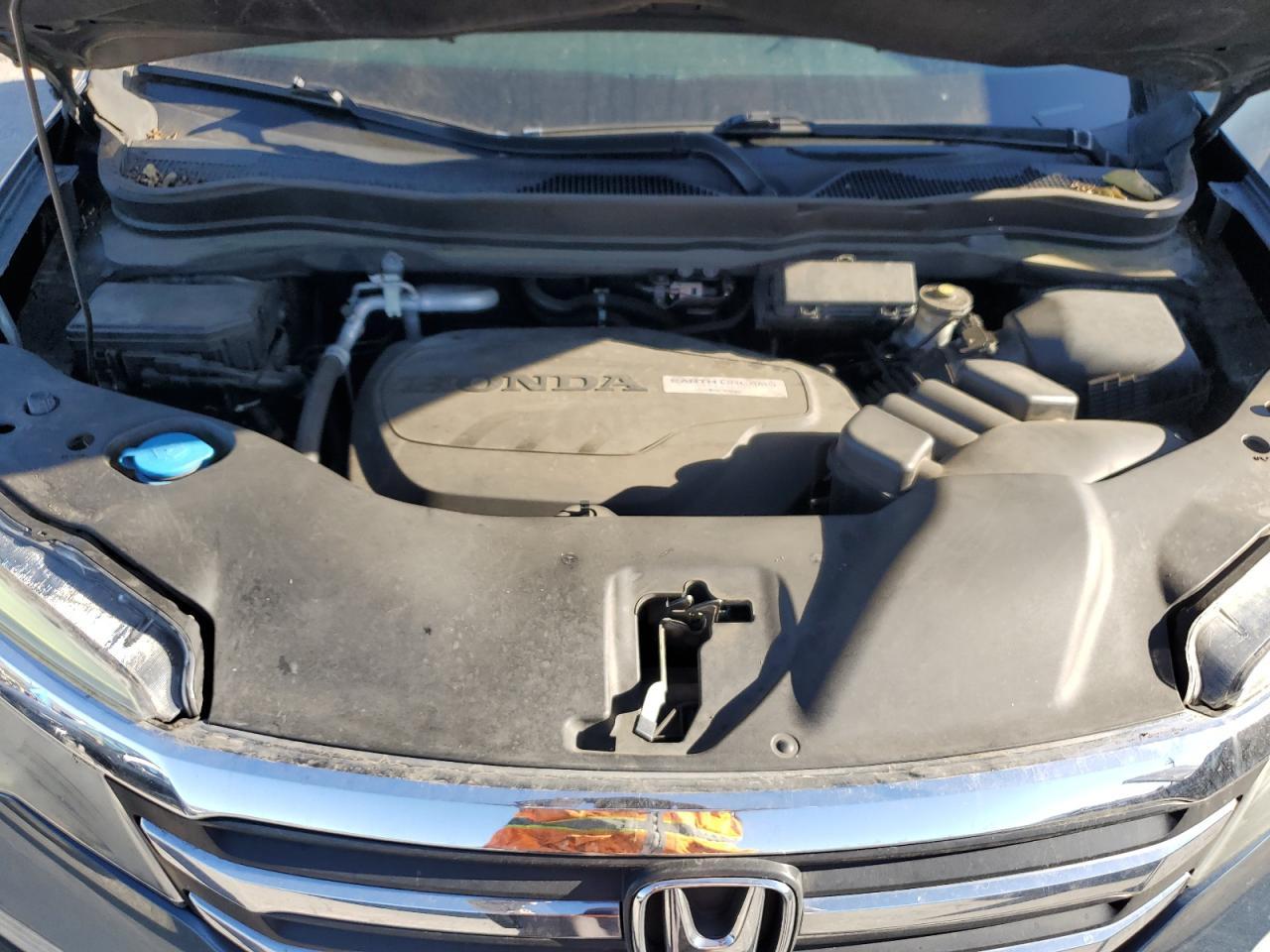 2016 HONDA PILOT
