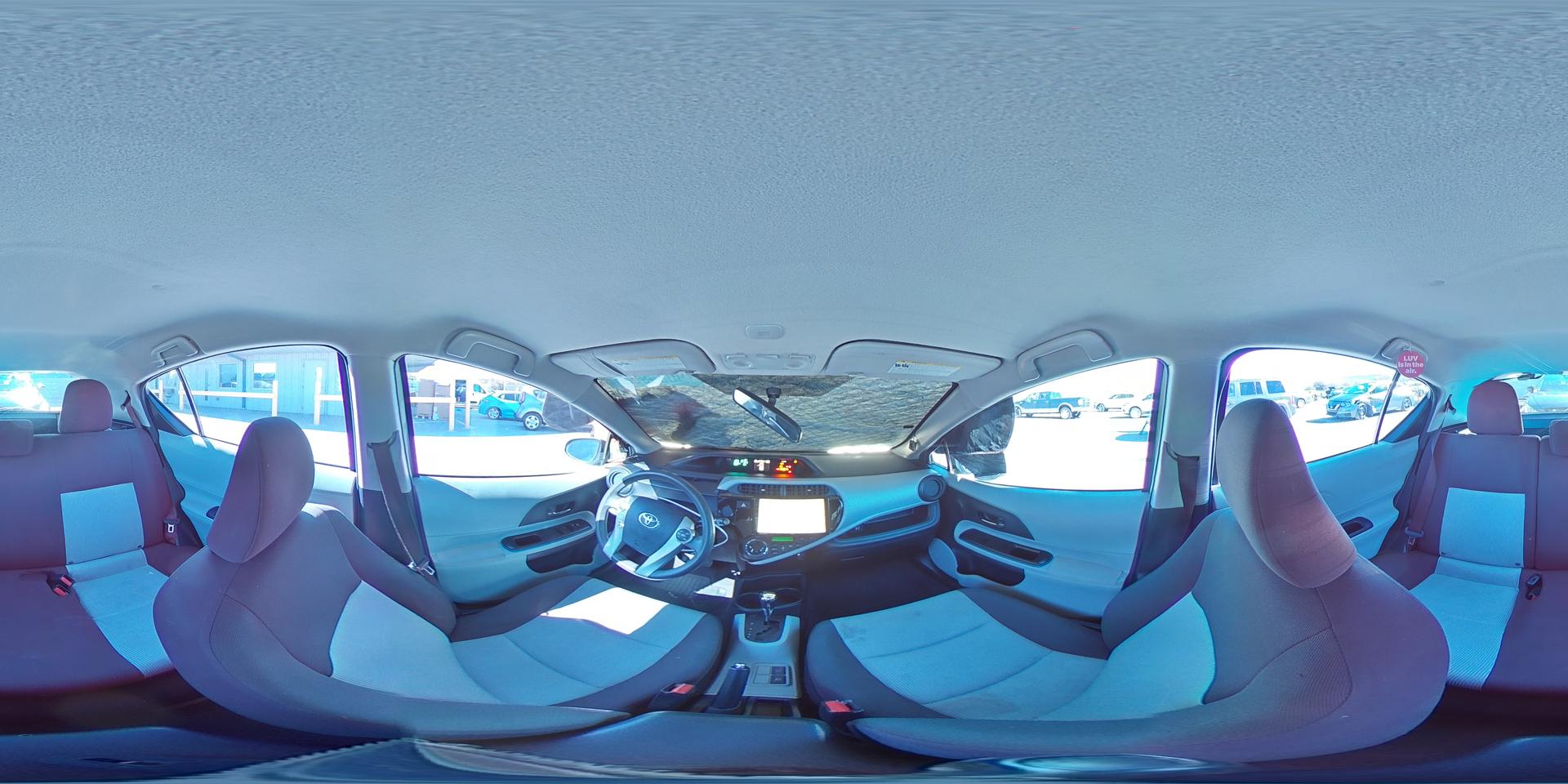 2012 TOYOTA Prius c