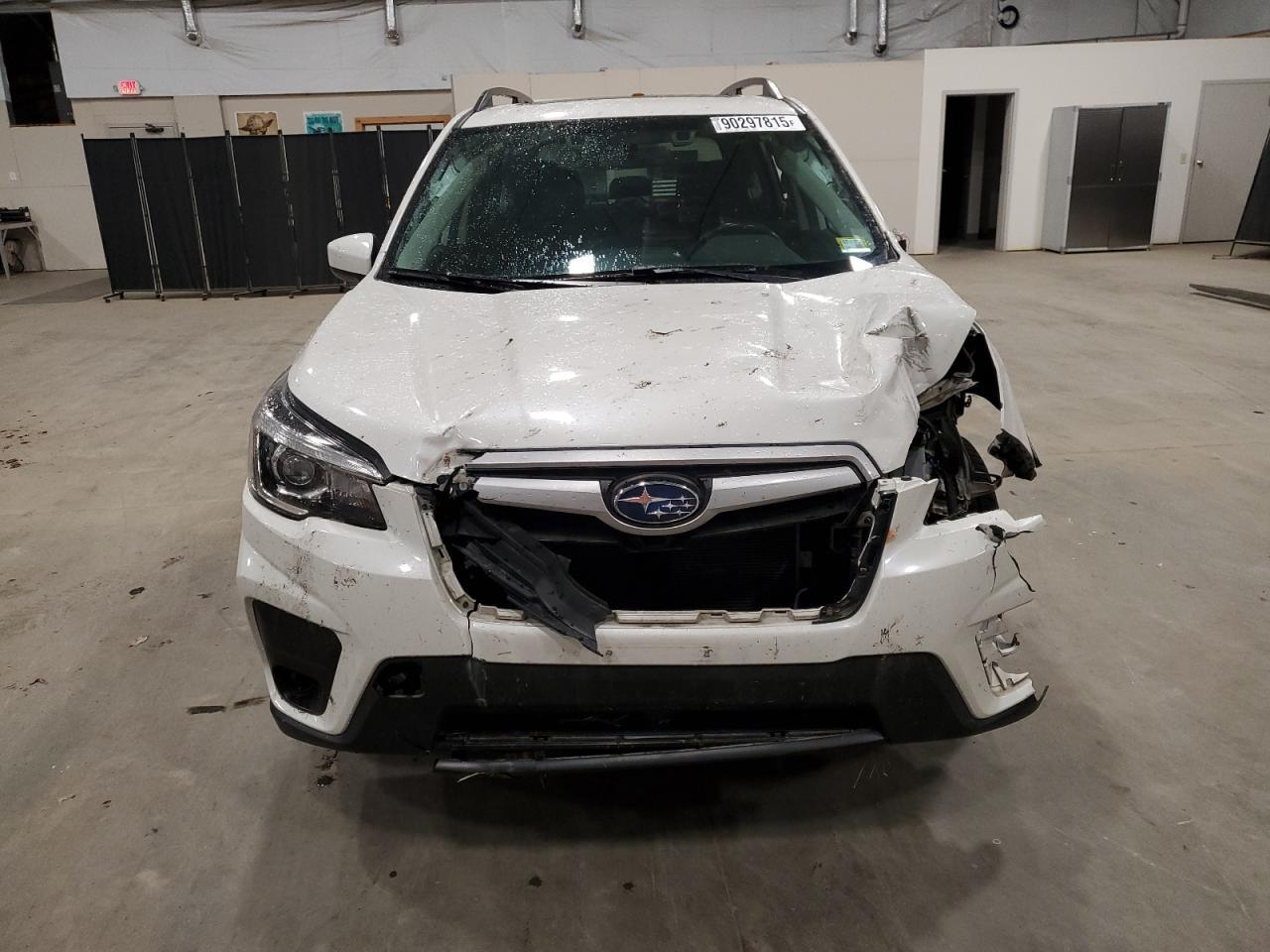 2019 SUBARU FORESTER