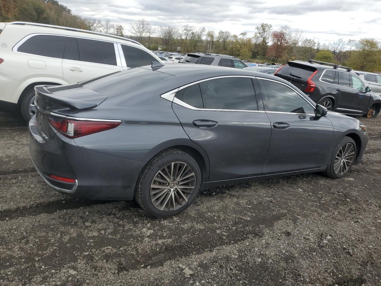 2023 LEXUS ES 250