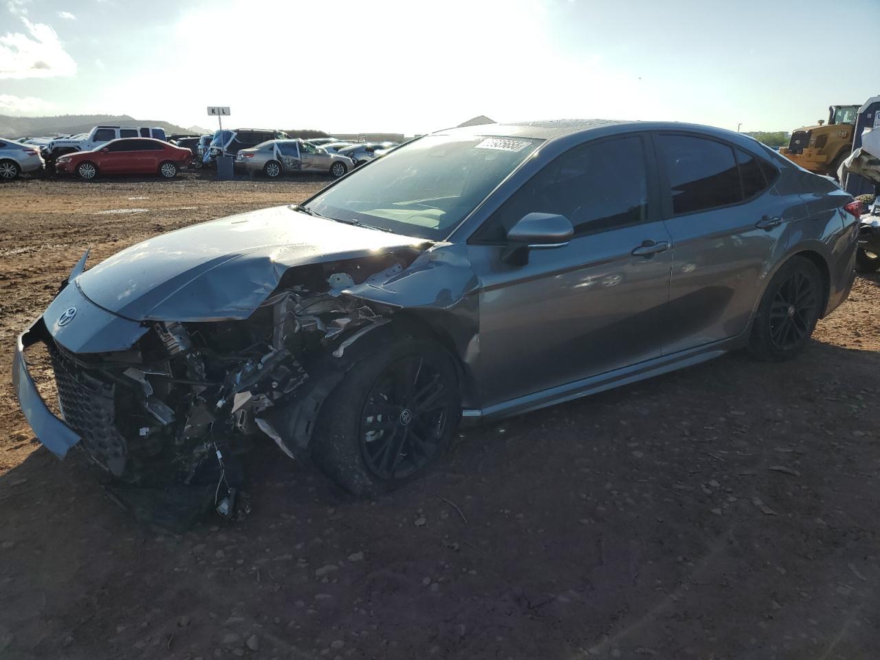 2025 TOYOTA CAMRY