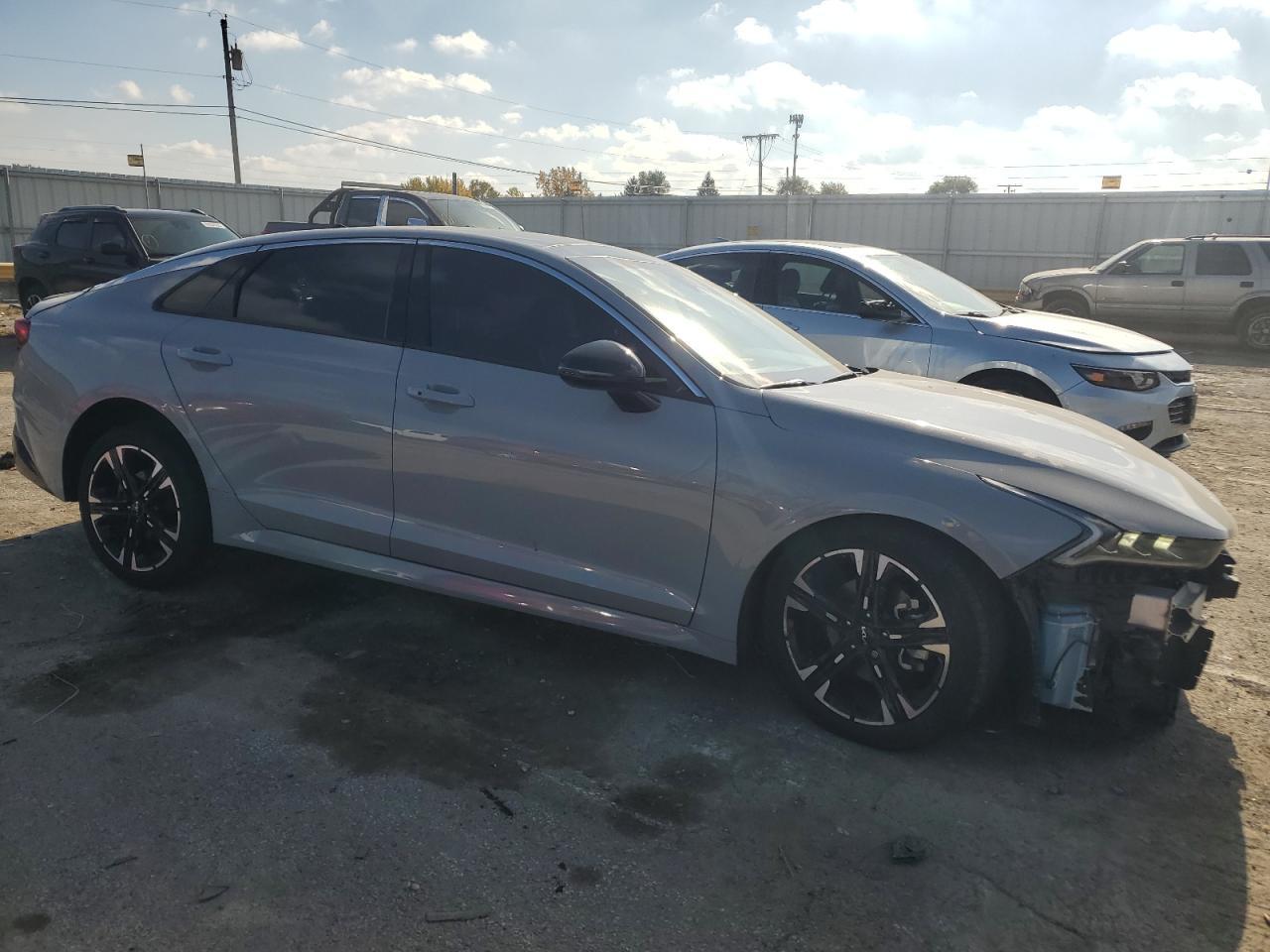 2023 KIA K5