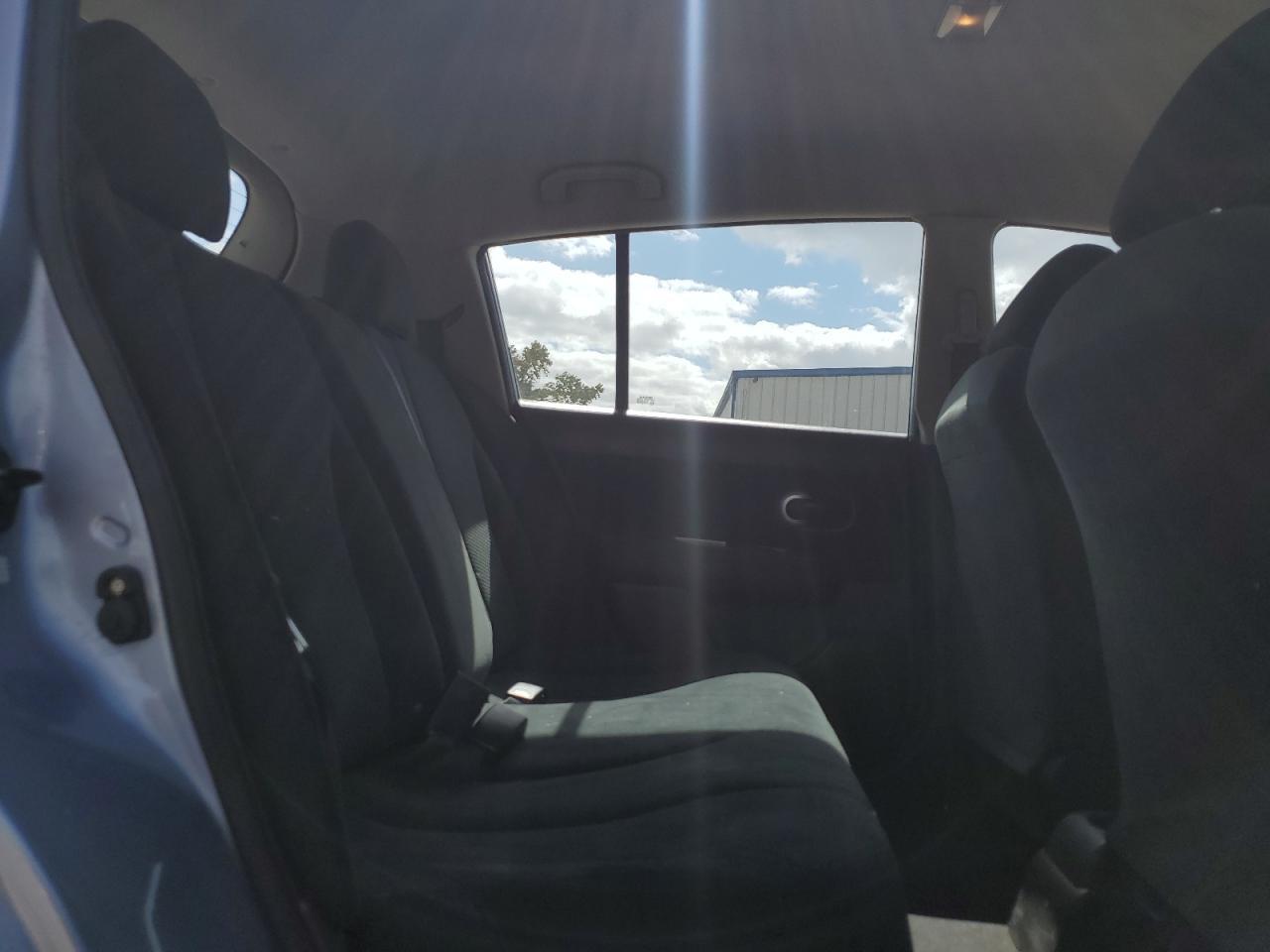 2012 NISSAN VERSA