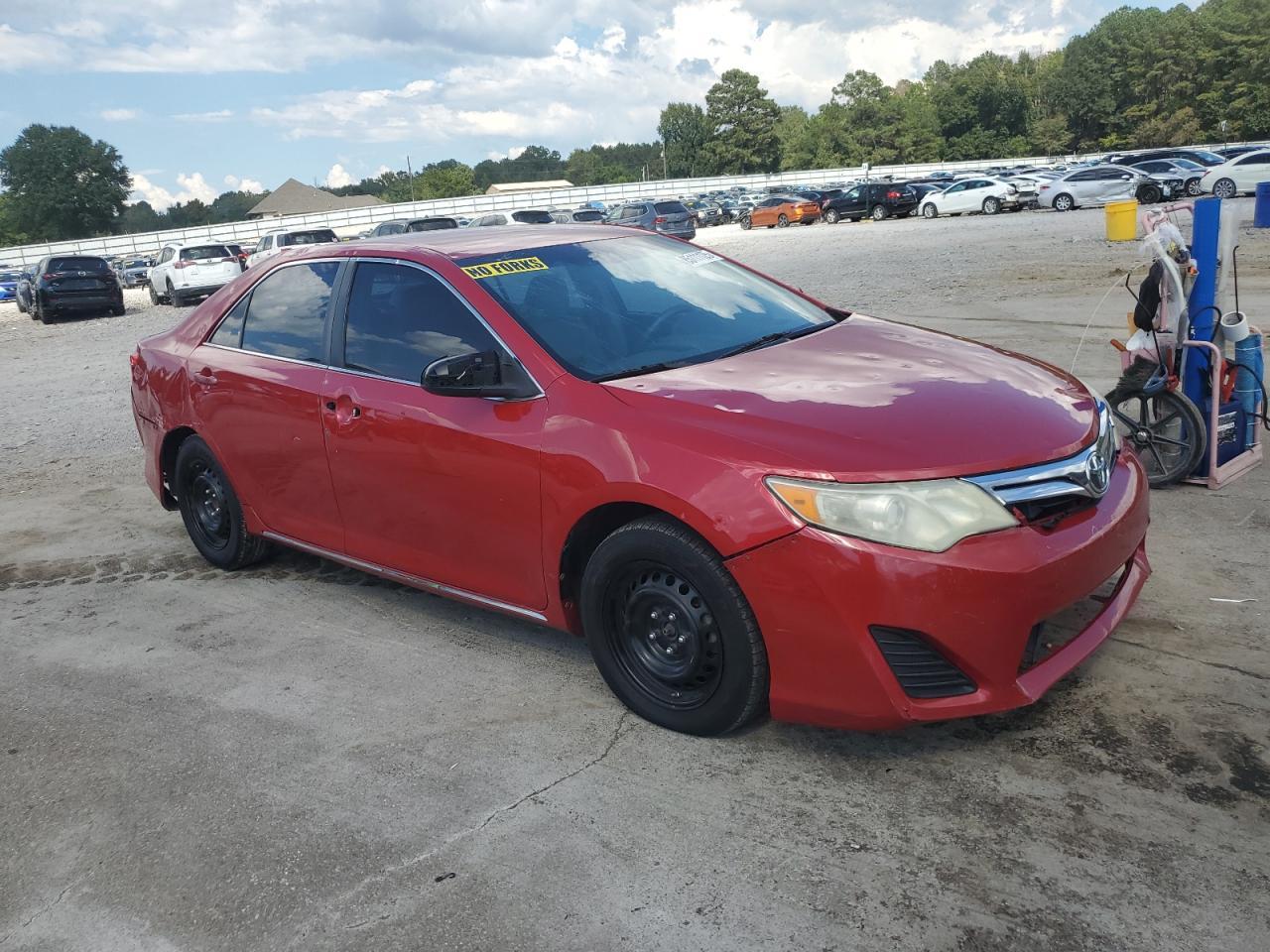 2014 TOYOTA CAMRY