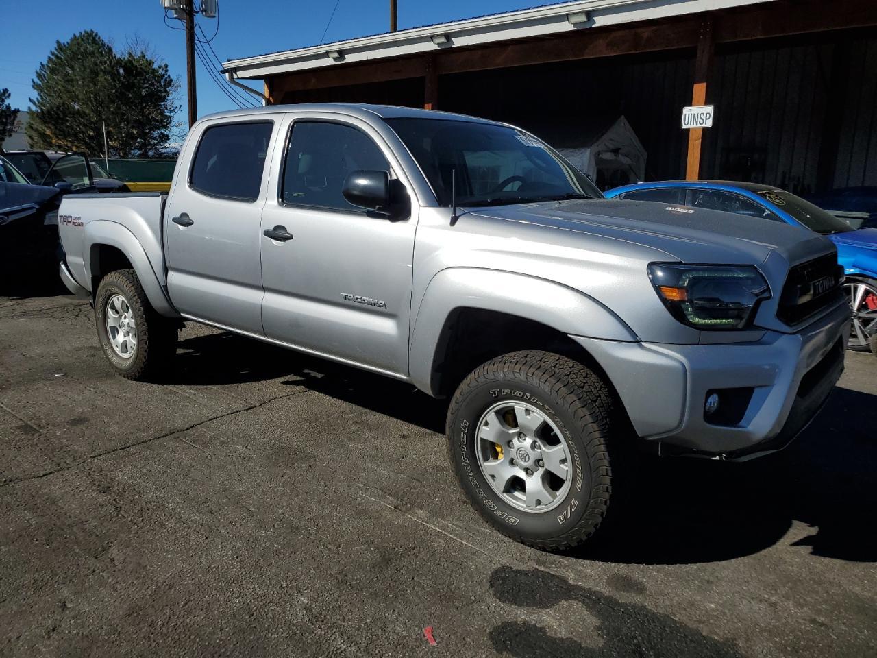 2015 TOYOTA TACOMA