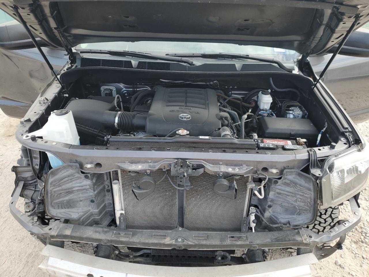 2020 TOYOTA TUNDRA