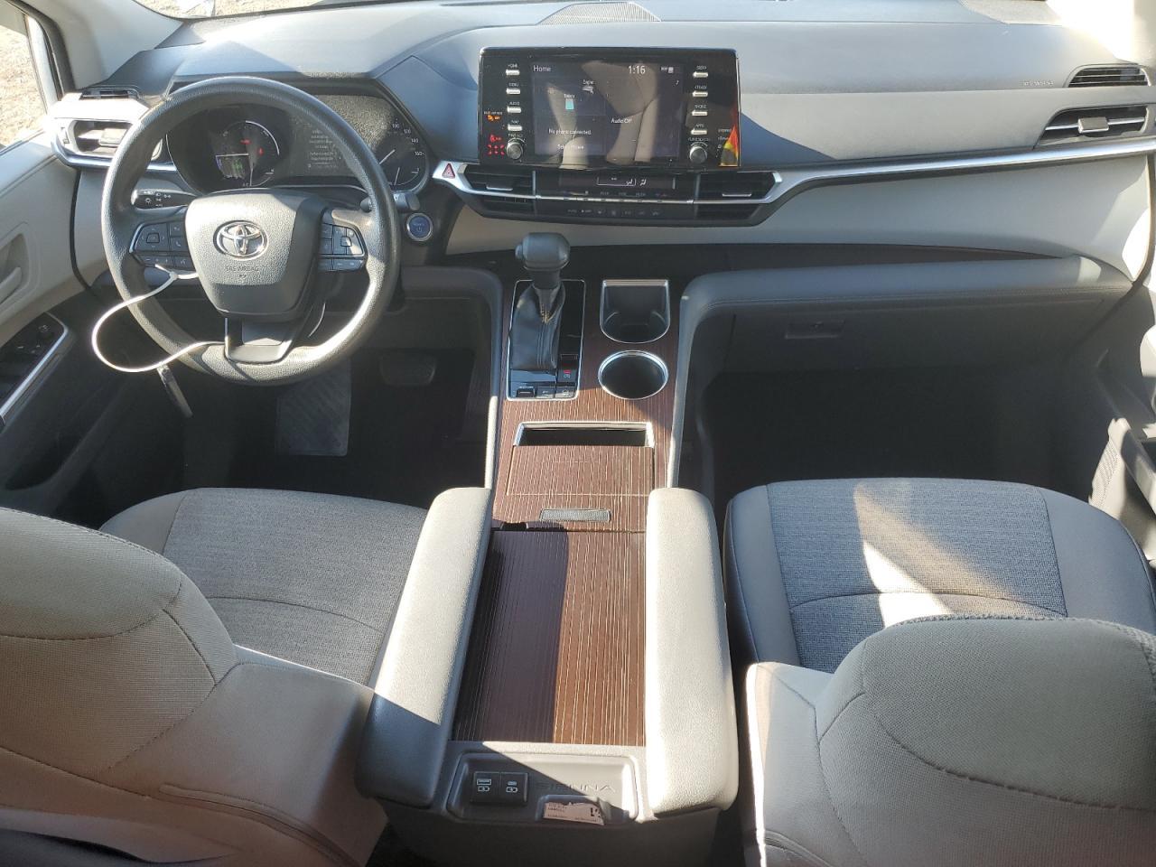 2022 TOYOTA SIENNA