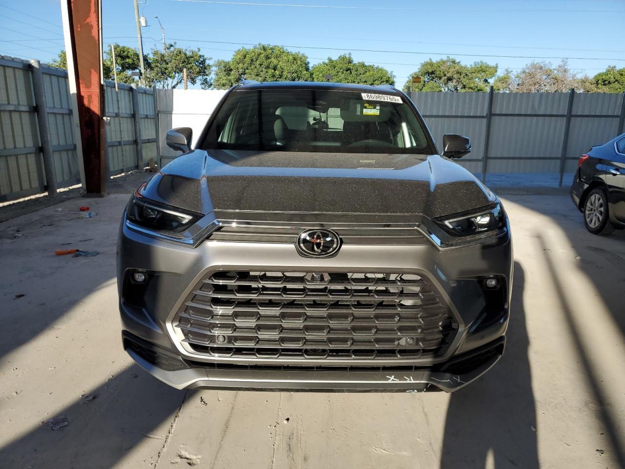 2025 TOYOTA HIGHLANDER