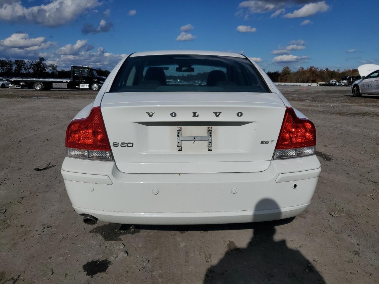 2009 VOLVO S60