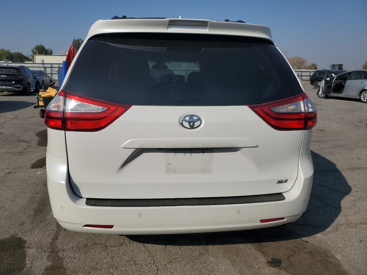 2019 TOYOTA SIENNA