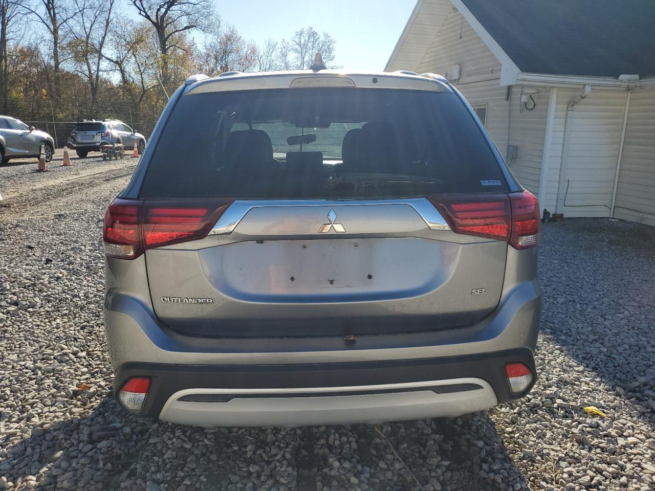 2020 MITSUBISHI outlander
