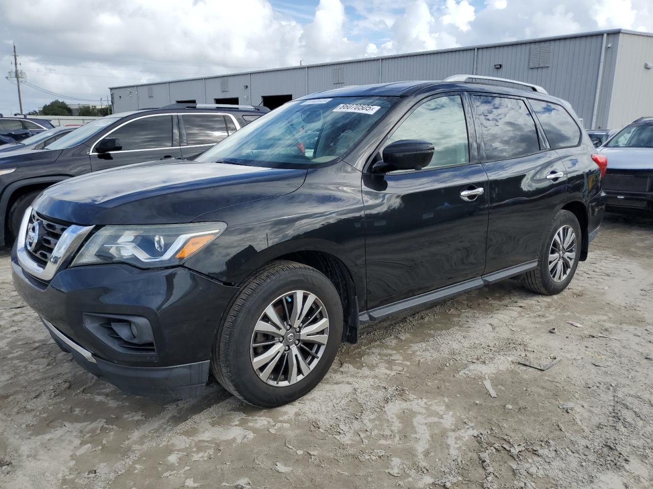 2018 NISSAN PATHFINDER