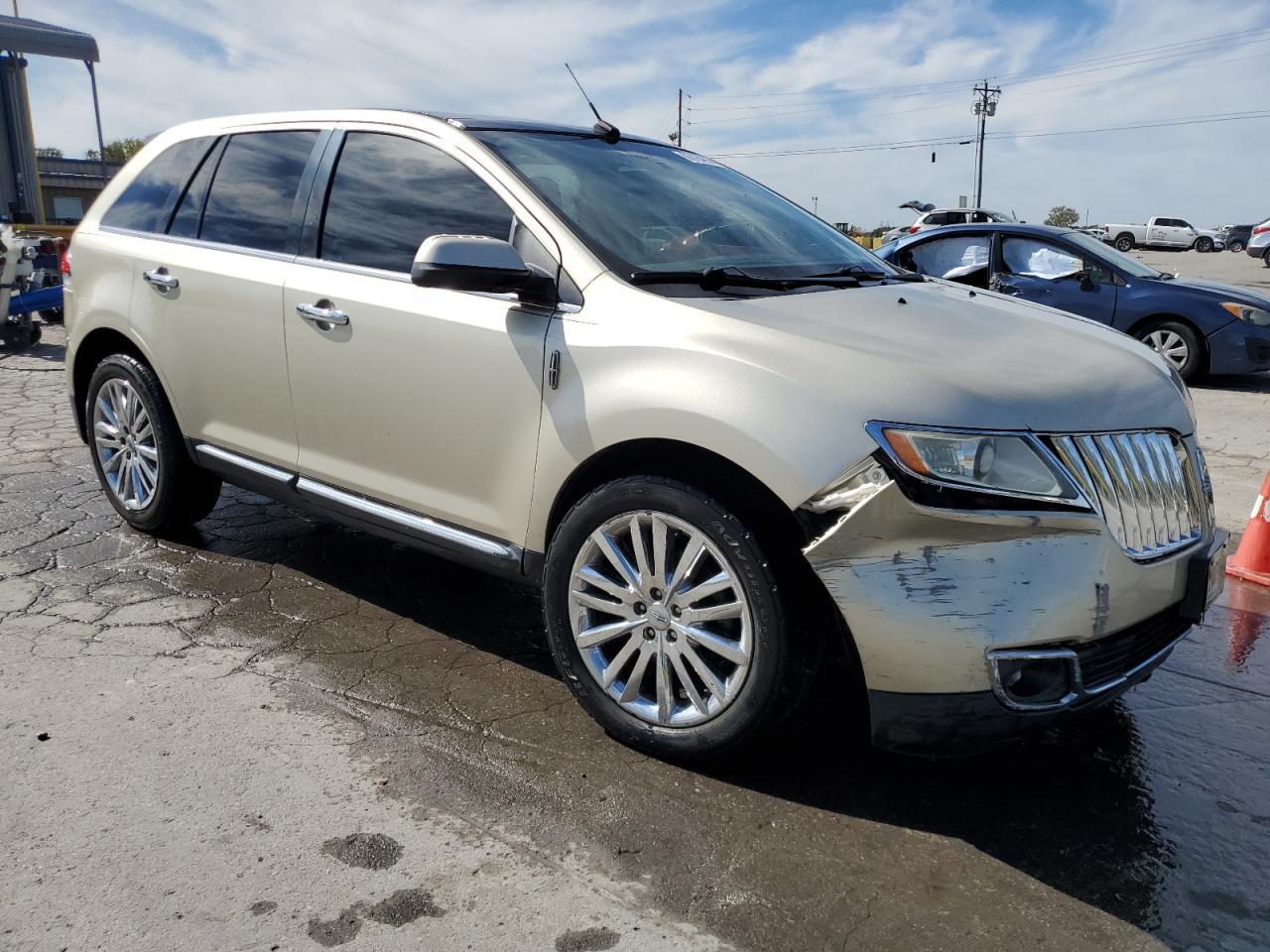 2011 LINCOLN MKX