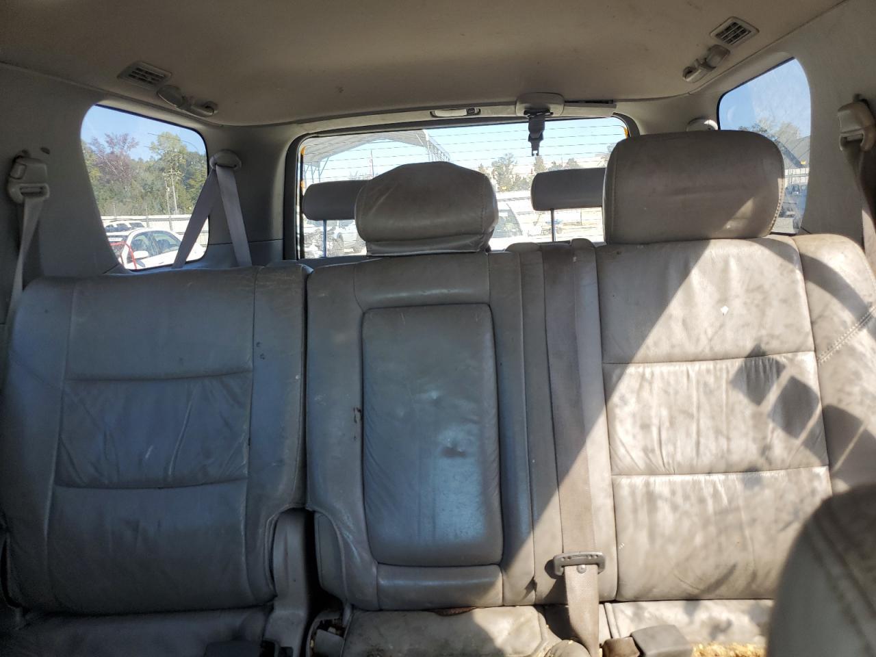 2003 TOYOTA Sequoia