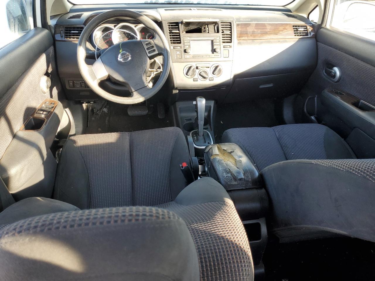 2010 NISSAN VERSA