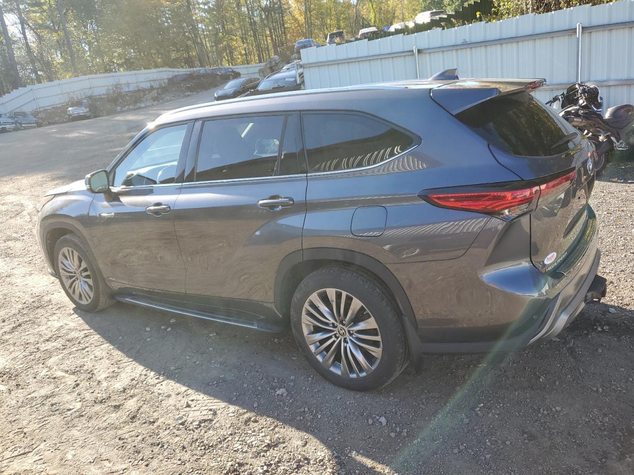 2021 TOYOTA HIGHLANDER