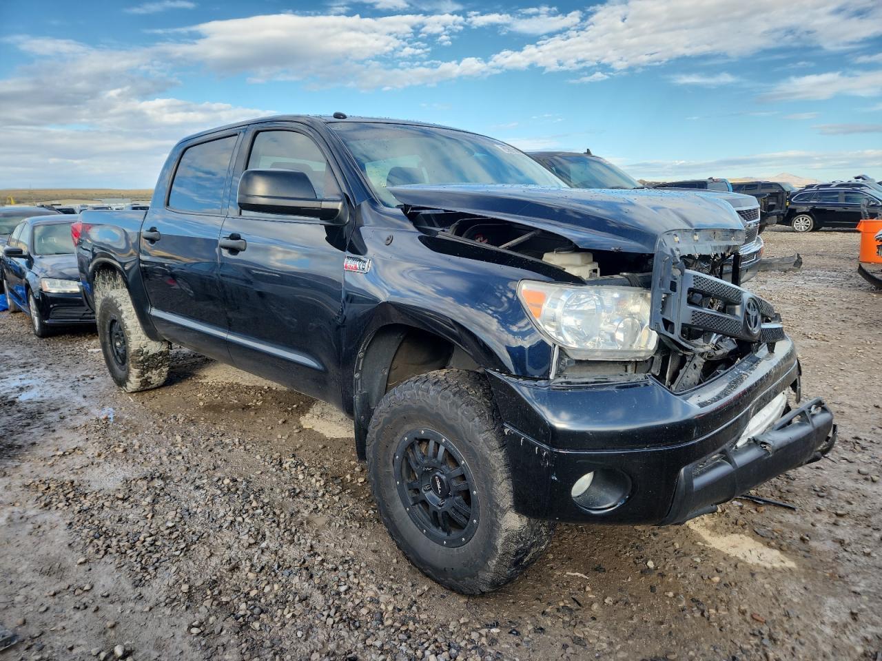 2011 TOYOTA TUNDRA