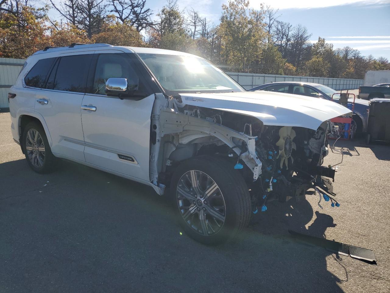 2023 TOYOTA Sequoia