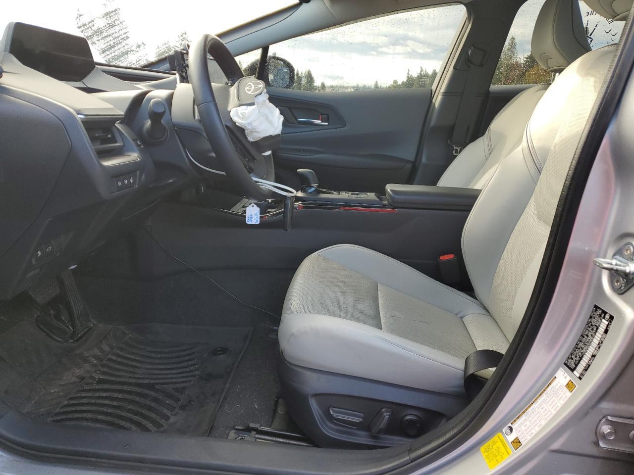 2024 TOYOTA PRIUS