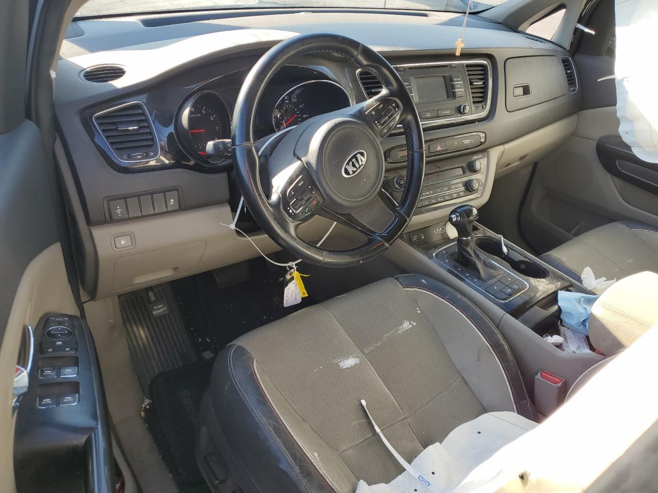 2016 KIA SEDONA