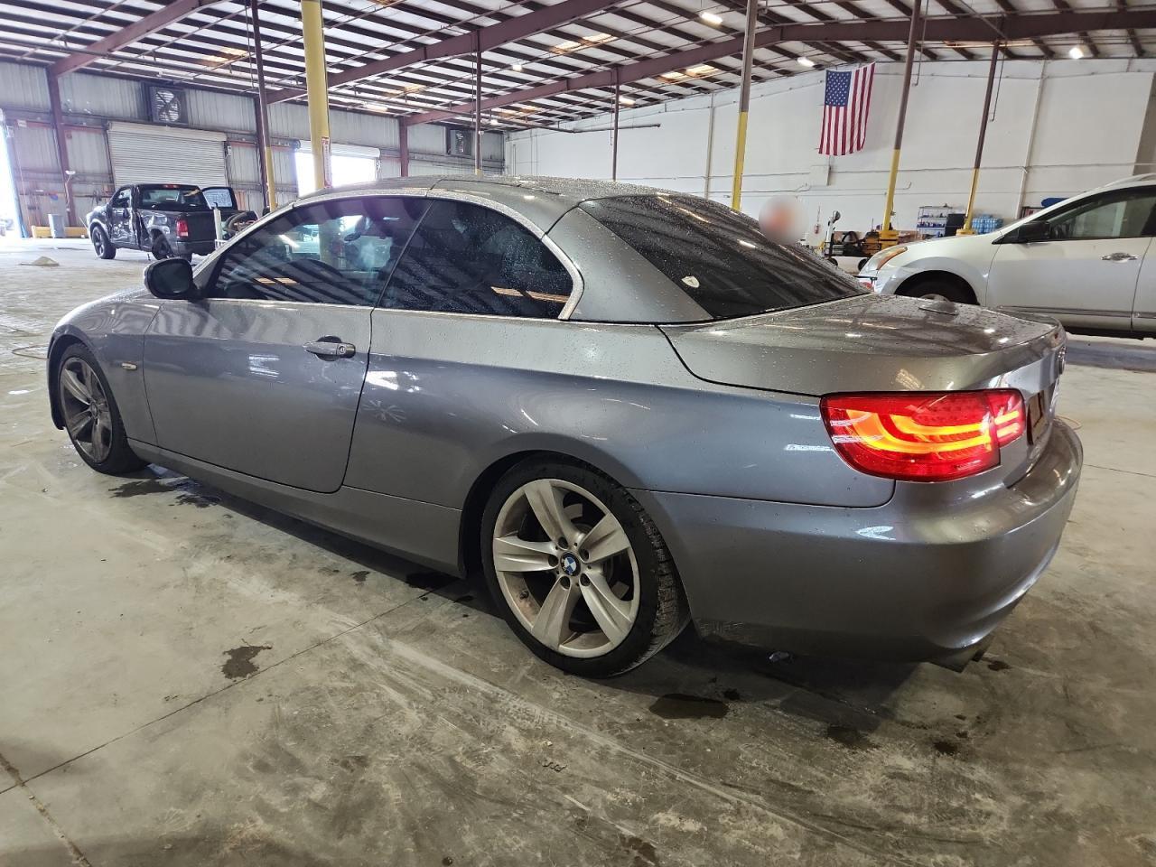 2011 BMW 3 SERIES