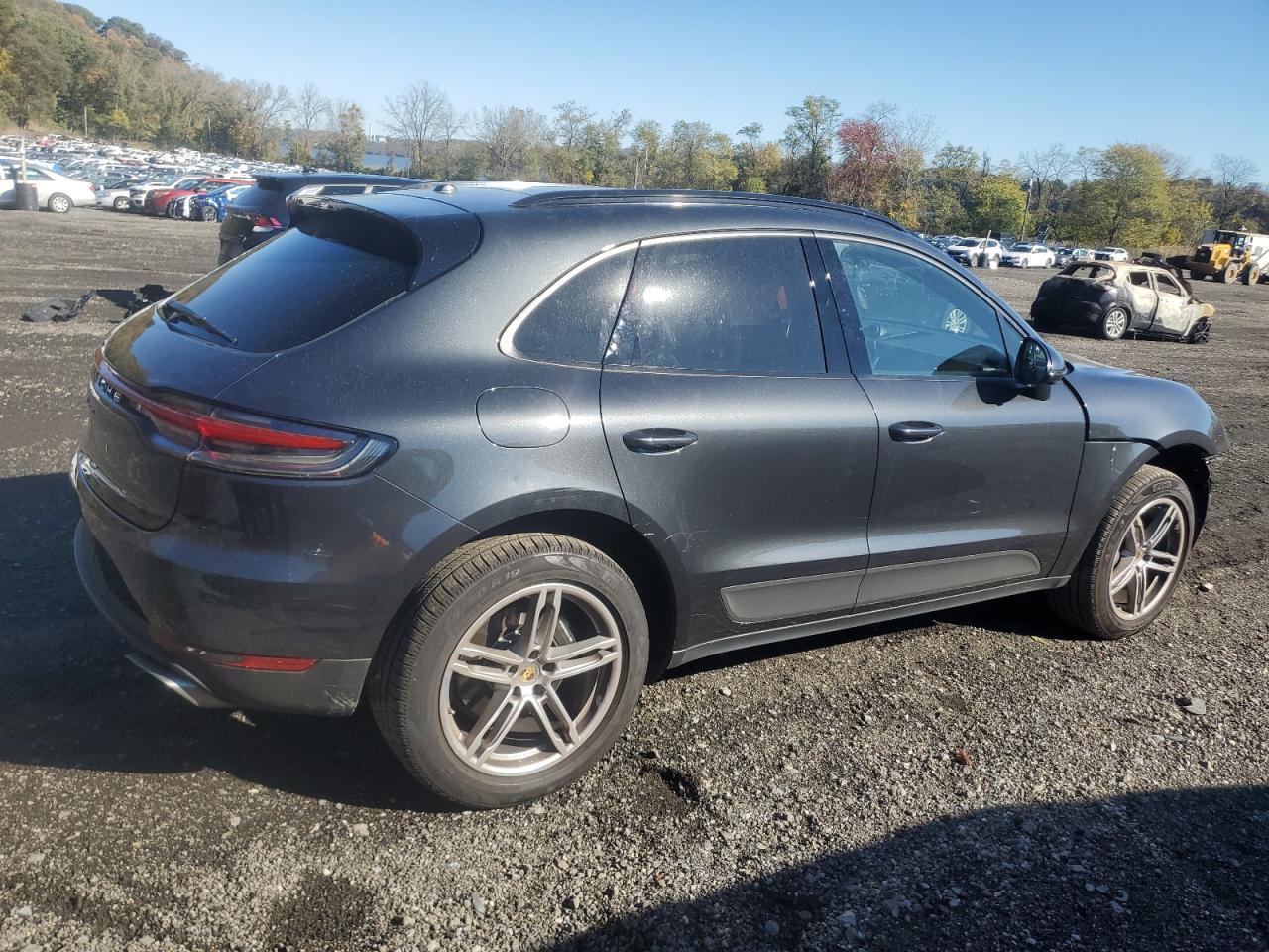 2021 PORSCHE Macan
