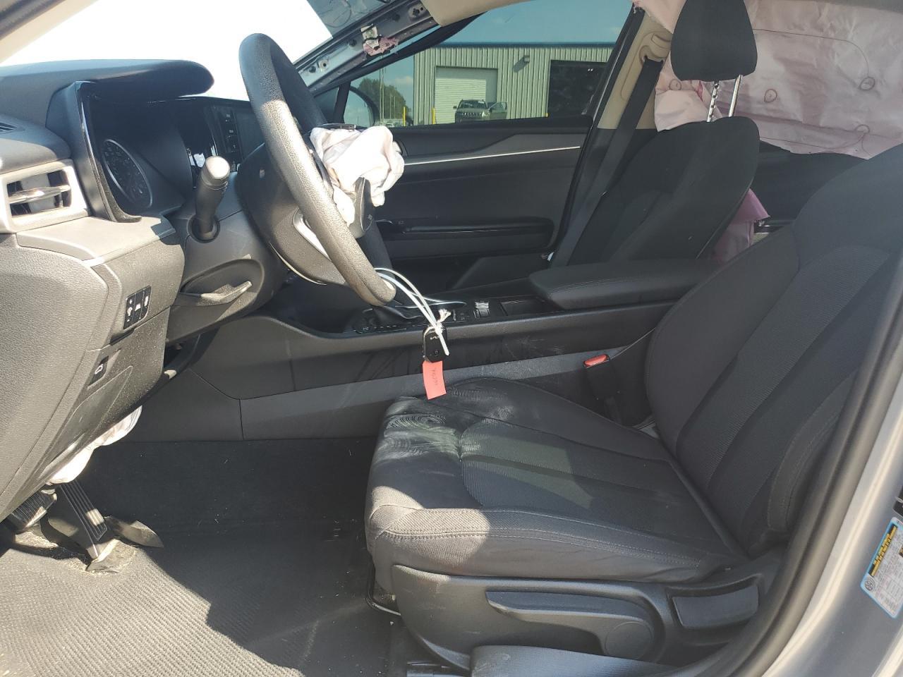 2023 KIA K5