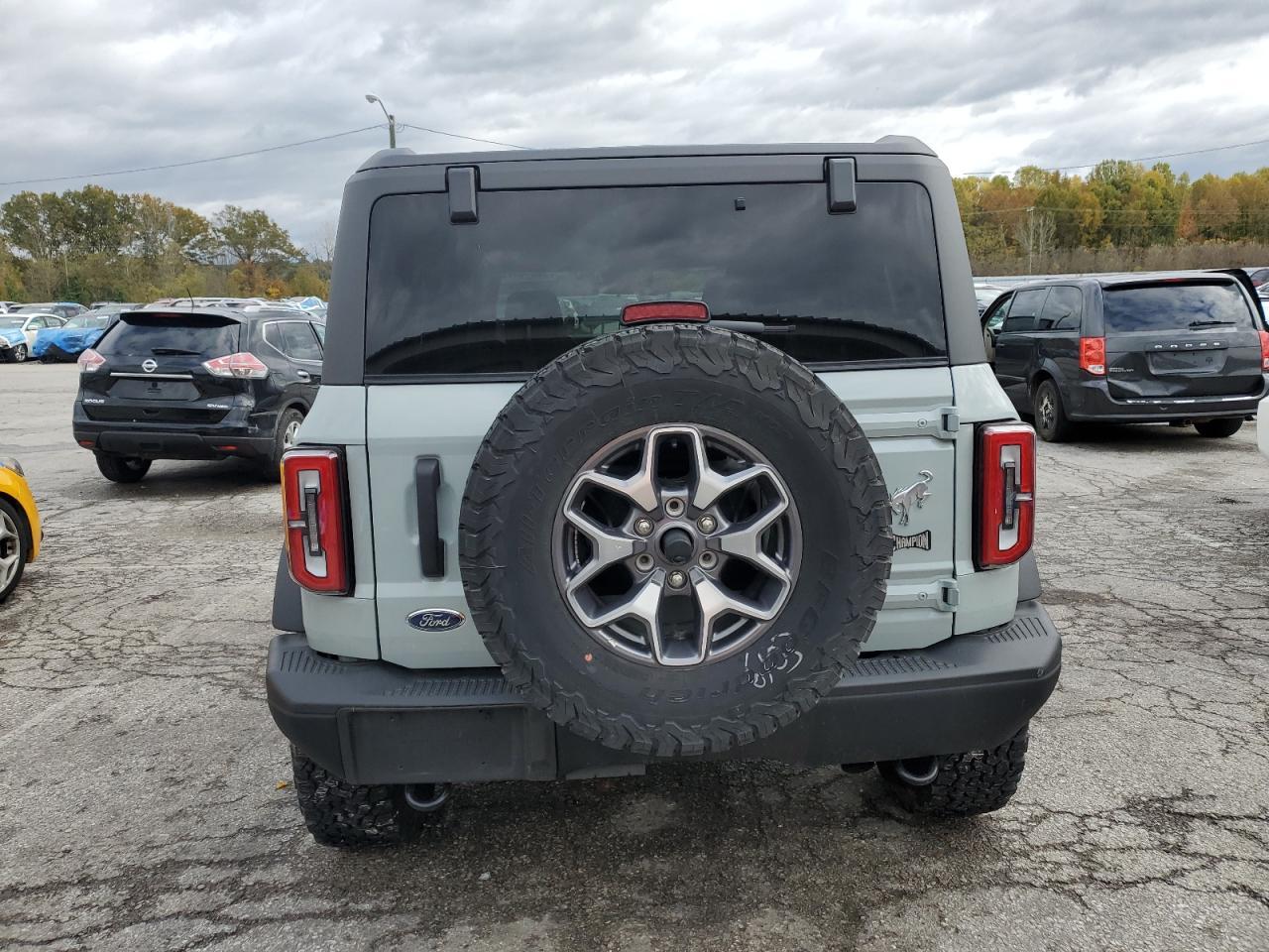 2024 FORD Bronco