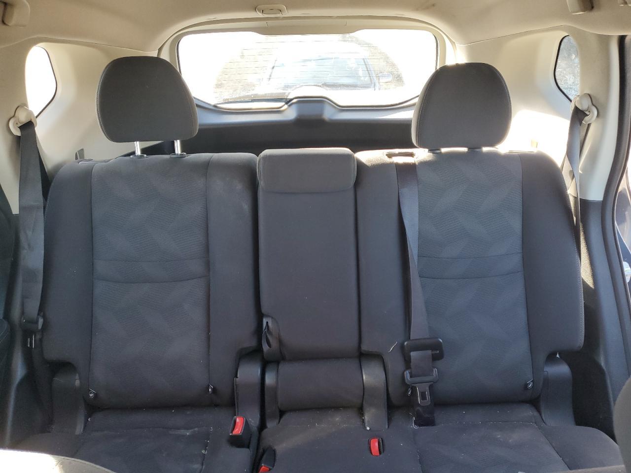 2016 NISSAN ROGUE