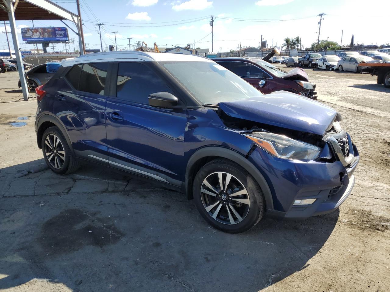 2018 NISSAN KICKS