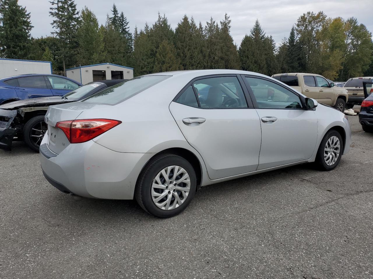 2019 TOYOTA COROLLA
