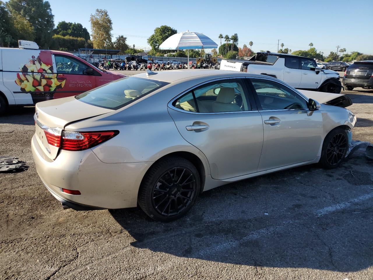 2013 LEXUS Es