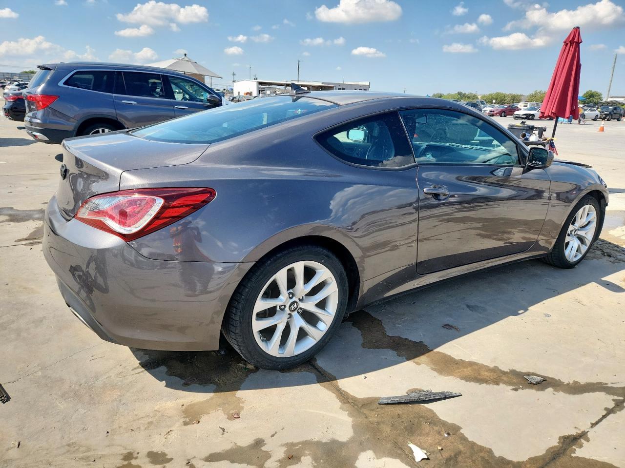 2013 HYUNDAI GENESIS