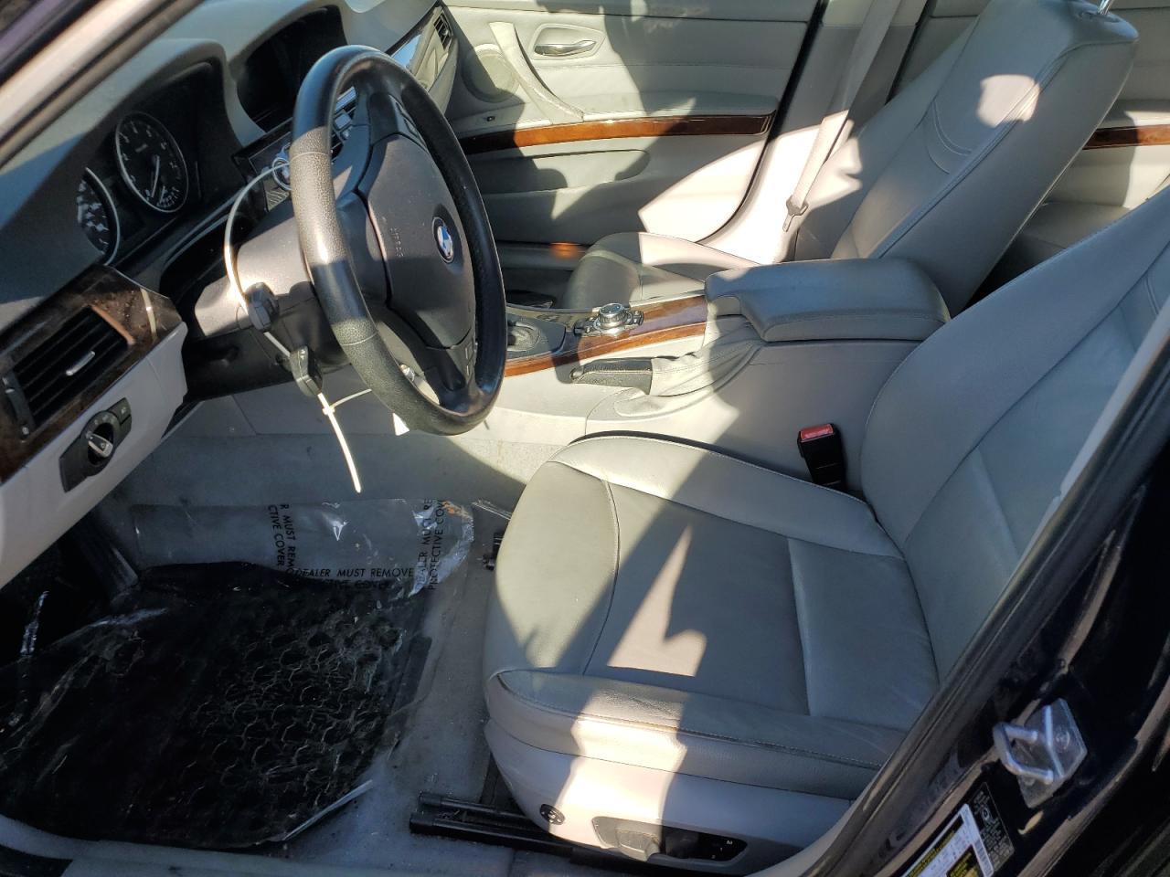 2011 BMW 3 SERIES