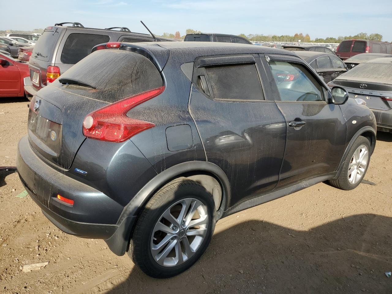 2014 NISSAN Juke