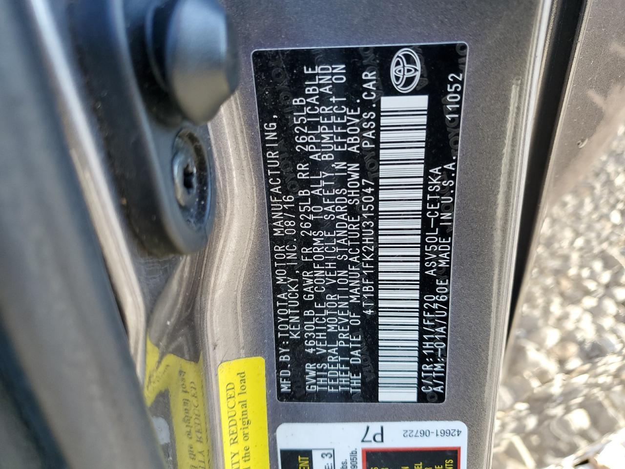 2017 TOYOTA CAMRY