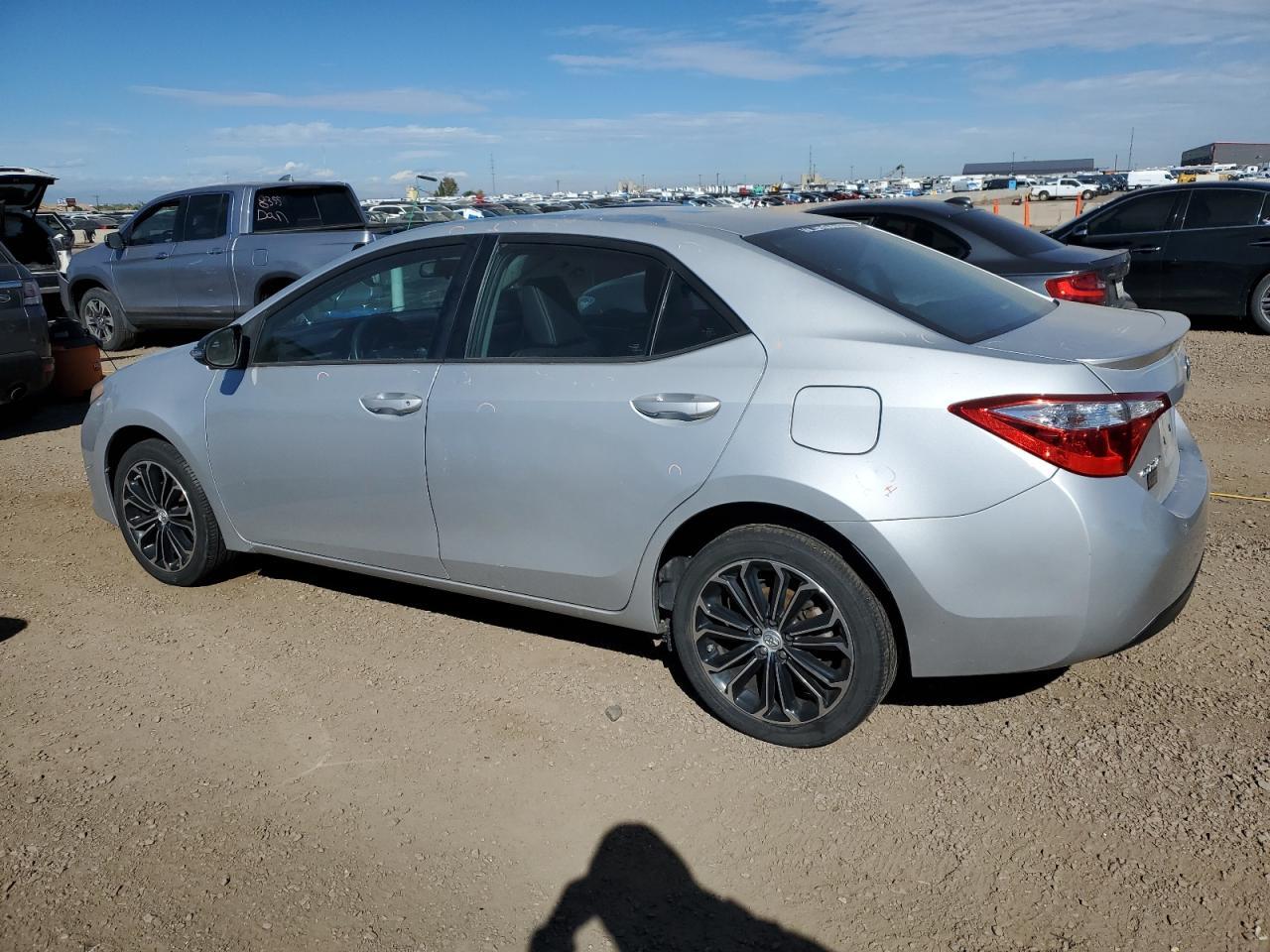 2016 TOYOTA COROLLA