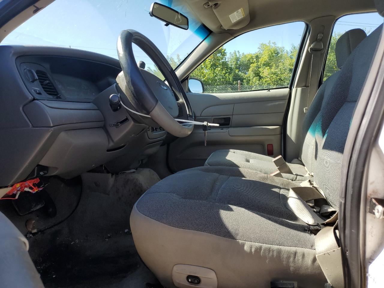 2006 FORD Crown Victoria